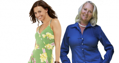 PICTURED: Jayne Middlemiss (left), Martina Cole (right)