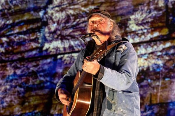 Neil Young Shines at Glastonbury 2023: A BBC Coverage