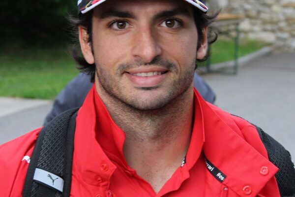 A Closer Look at Carlos Sainz Jr.’s Career in Formula 1