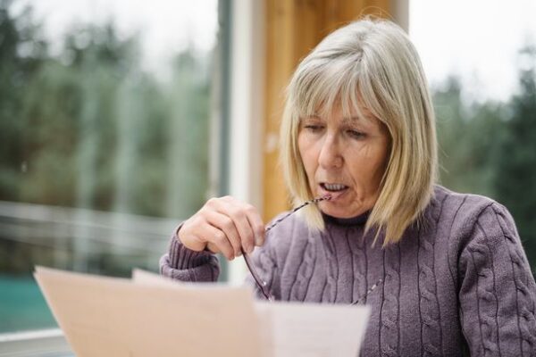 DWP Urges Legacy Benefit Claimants to Transition to Universal Credit