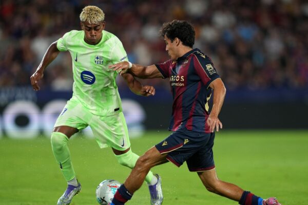 Levante vs Barcelone: A Crucial Playoff Encounter