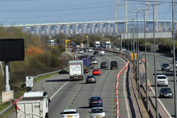 Current M4 Traffic Conditions: Updates and Safety Tips