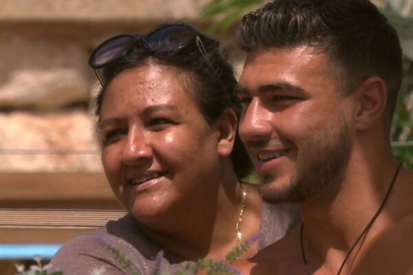 The Role of Tommy Fury’s Mum in His Journey