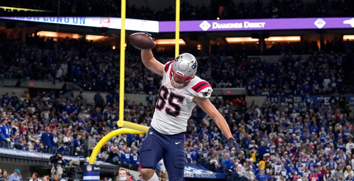 The Rise and Significance of Hunter Henry in the NFL