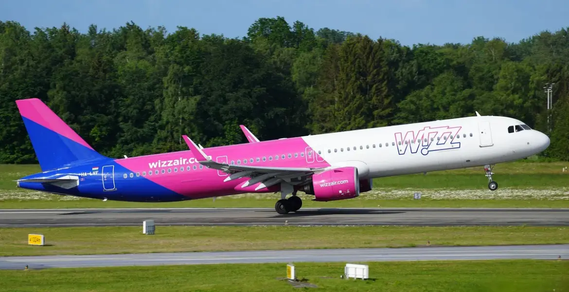 wizz air — GB news