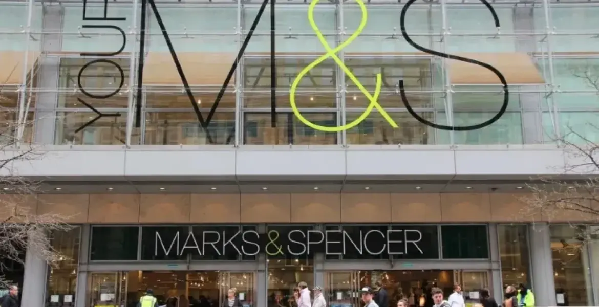 aldi lidl m&s pay comparison — GB news