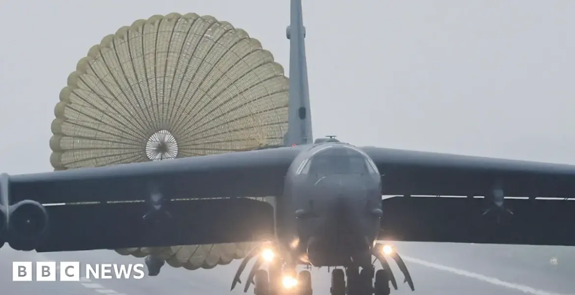 b52 bomber — GB news