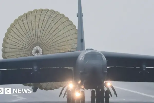 b52 bomber — GB news