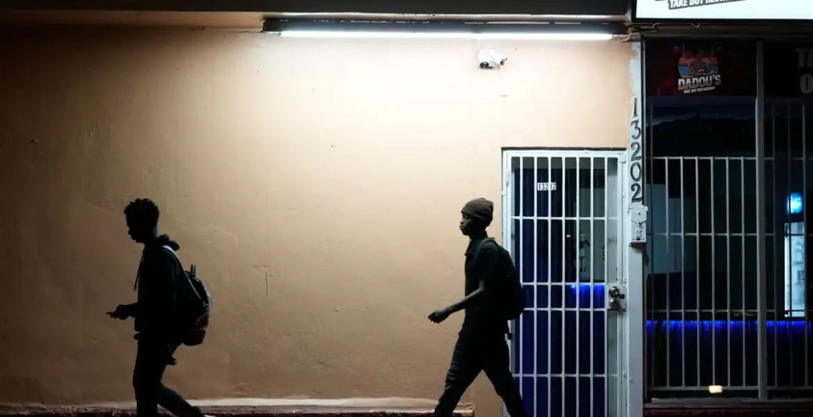 did the clocks change today — GB news