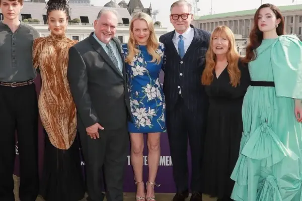 elisabeth moss — GB news