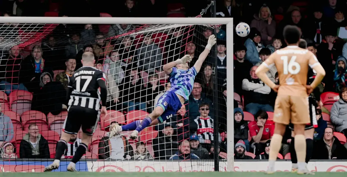 grimsby town vs bromley — GB news