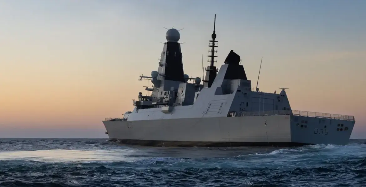 hms dragon — GB news