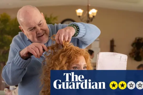 lisa kudrow — GB news