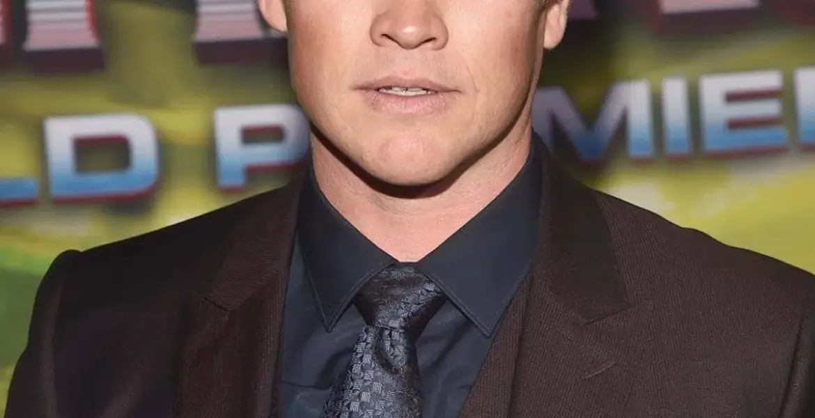 luke hemsworth — GB news