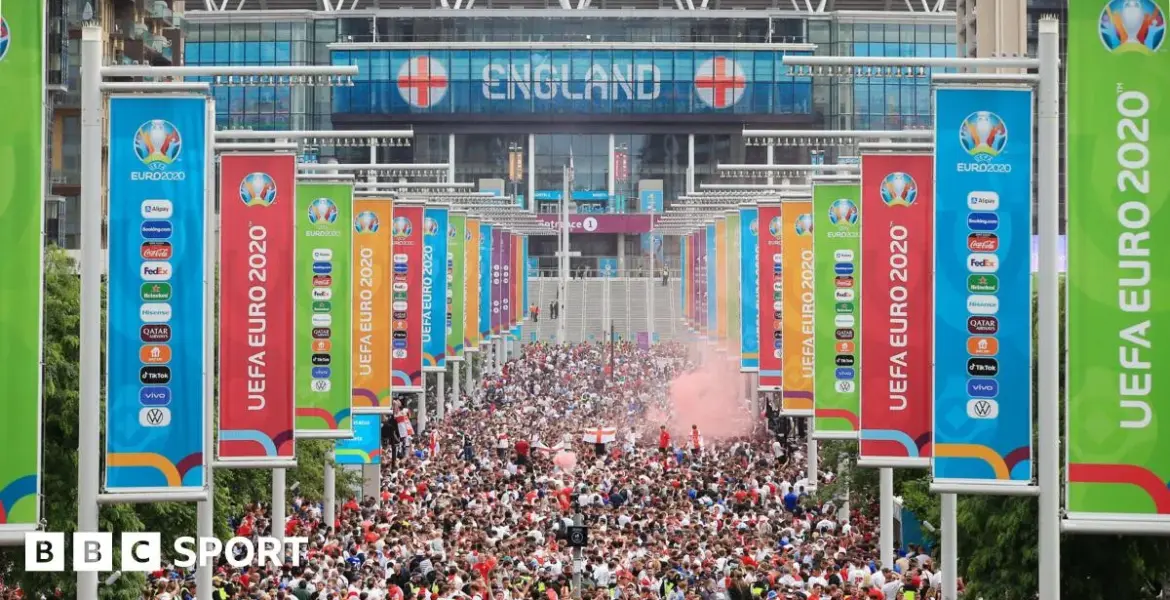 tailgating at football games — GB news