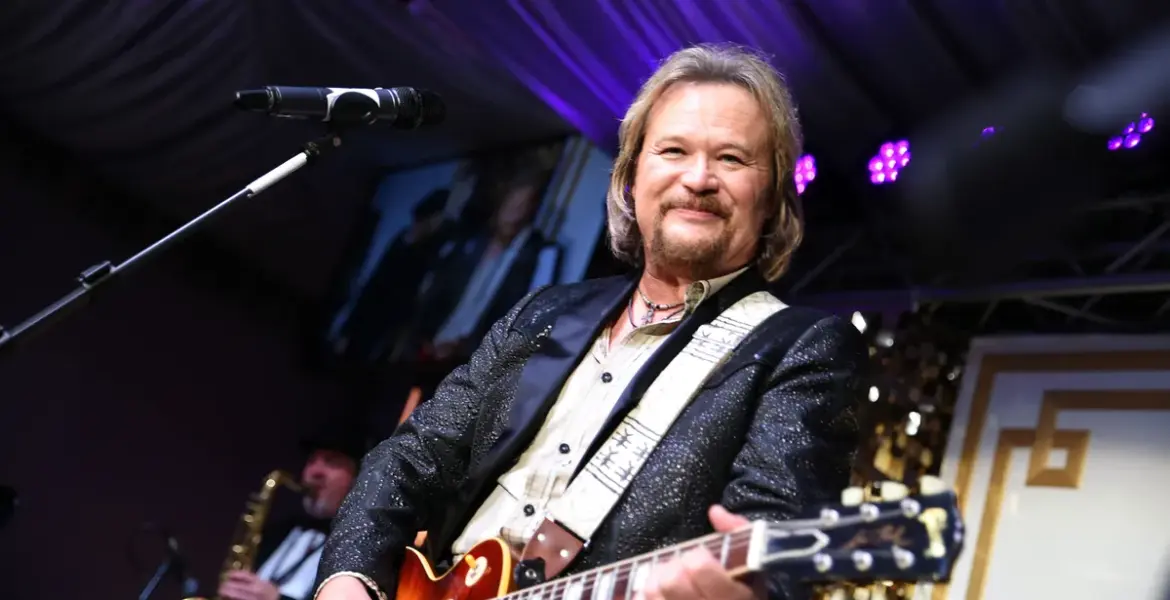 travis tritt — GB news