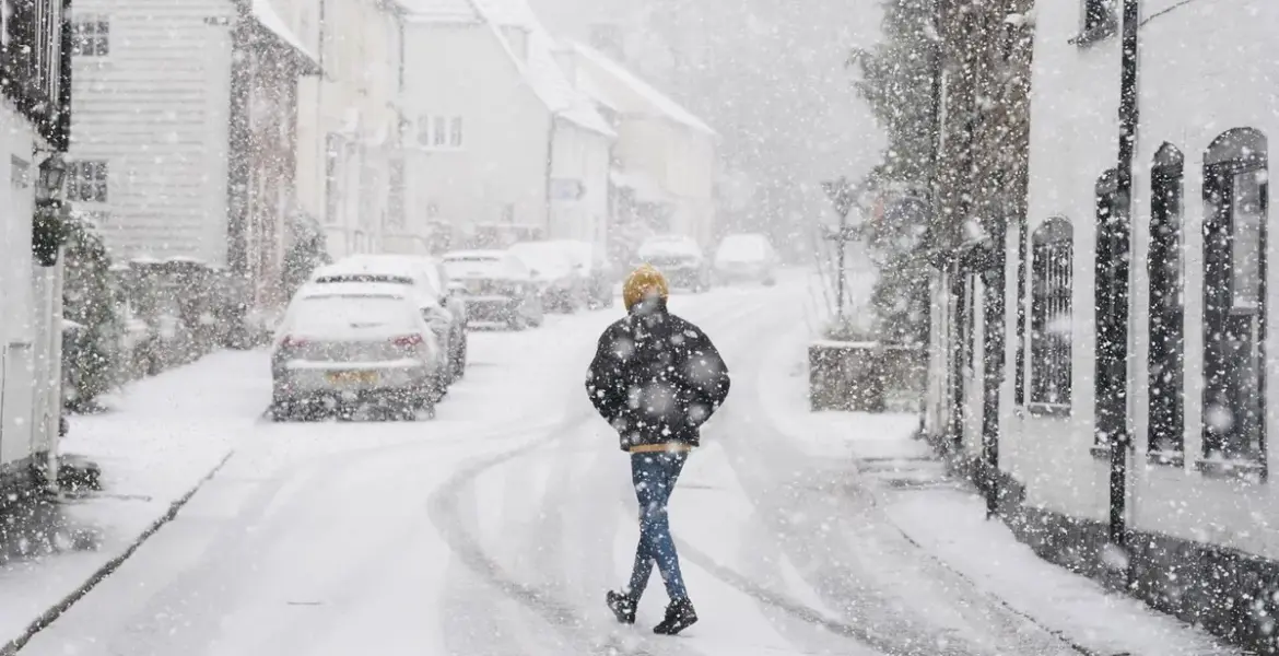 tuesday snow forecast full list — GB news