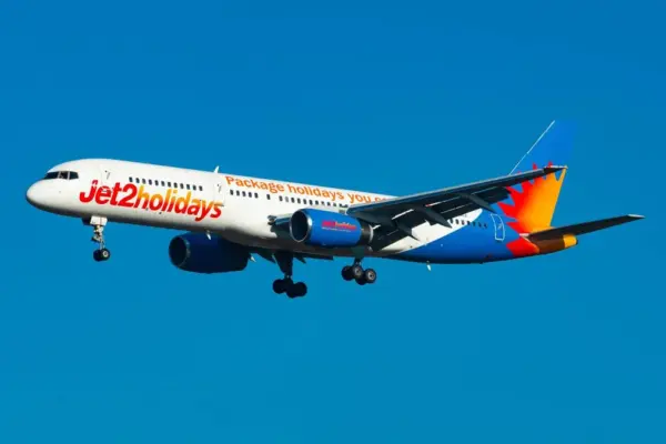 boy calms passenger jet2 flight — GB news