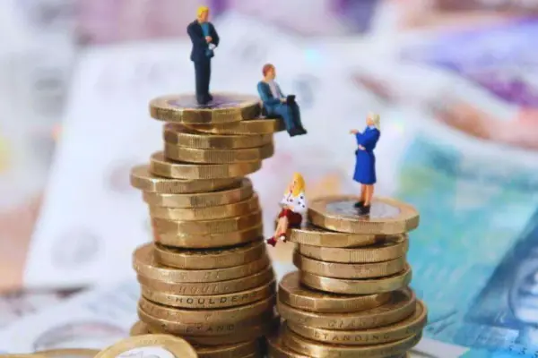 dwp bank holiday payment changes — GB news
