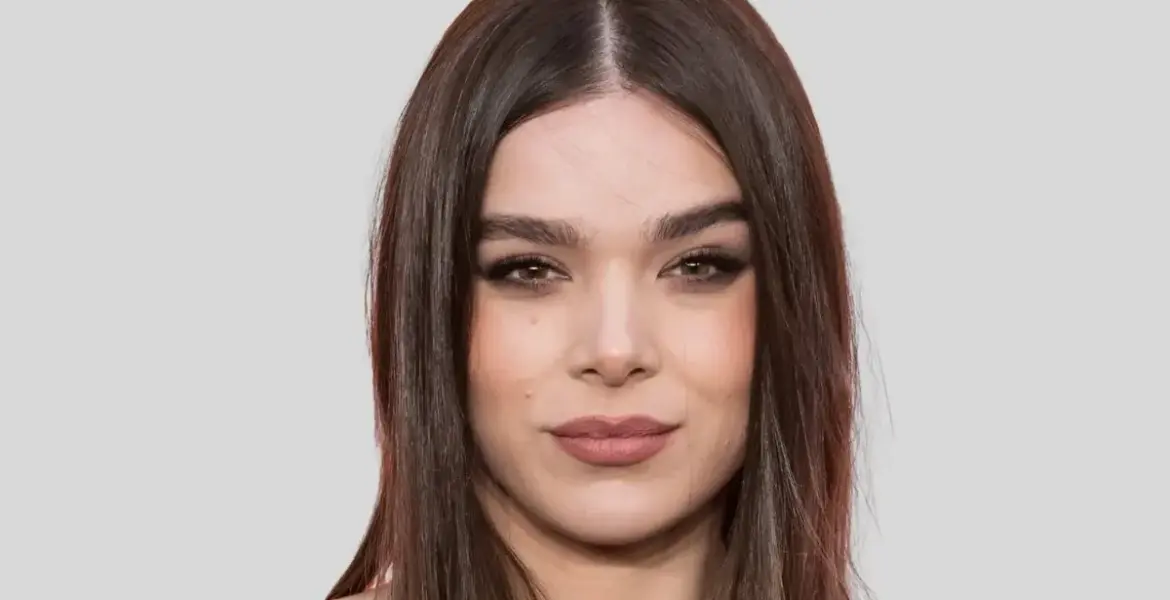 hailee steinfeld — GB news