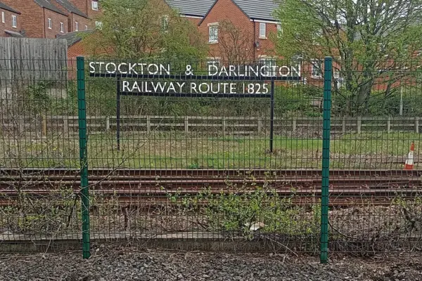 level crossing — GB news
